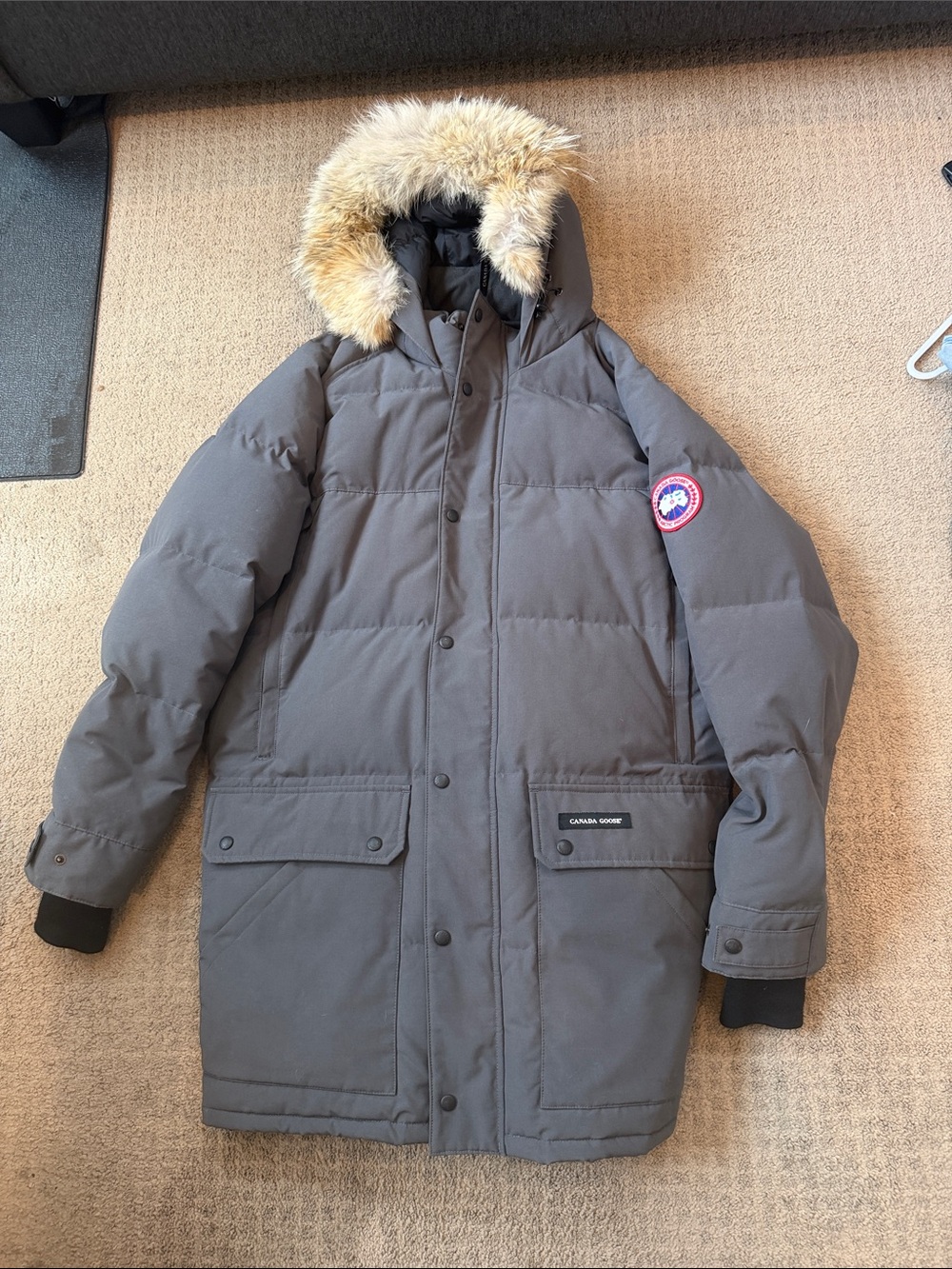 Canada Goose Emory Parka Graphite 2XL Coyote Fur Down Jacket 2580M
